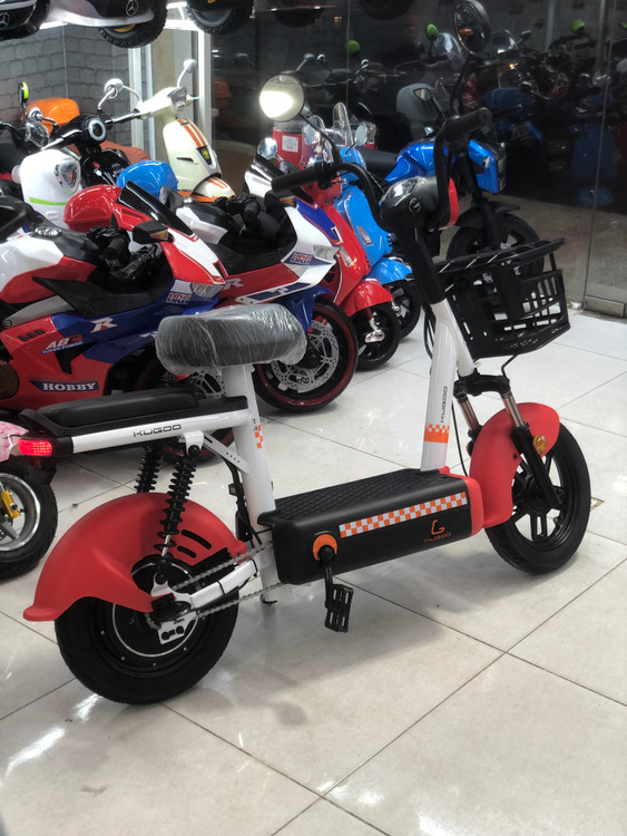 اسکوتر برقی برند KUGOO مدل T4