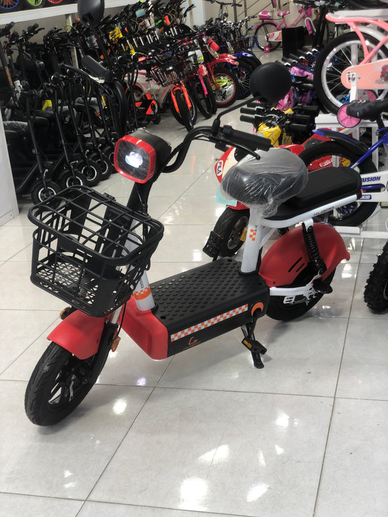 اسکوتر برقی برند KUGOO مدل T4